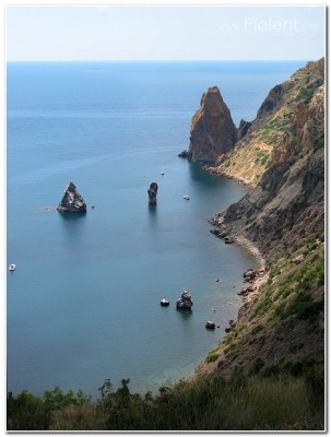 fiolent_beach_panoramic-thumb-500x666-103.jpg