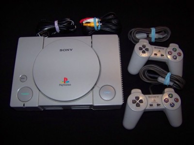 1289603176_playstation1.jpg